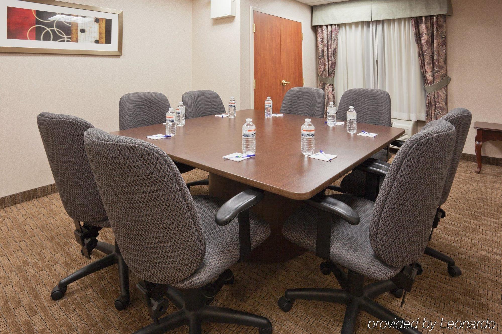 Spark By Hilton Guelph Facilidades foto